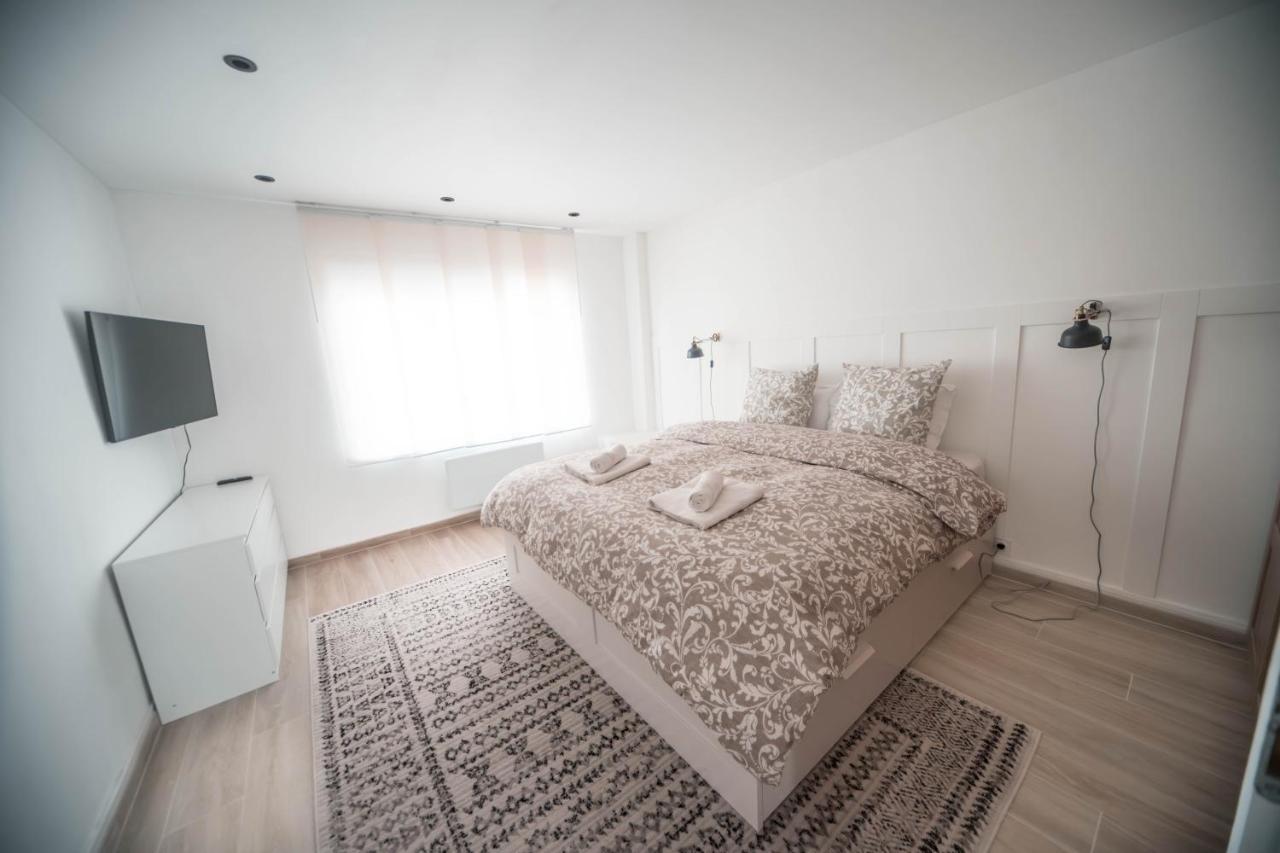Appartement Avec Jardin Prive - Pacy Sur Eure Exterior foto